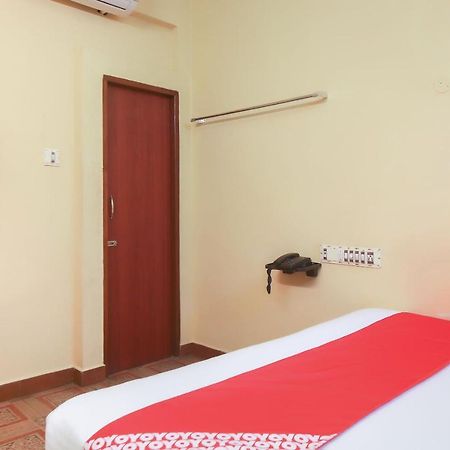 Oyo 23098 Ushama Heritage Guest House 蓬蒂切里 外观 照片
