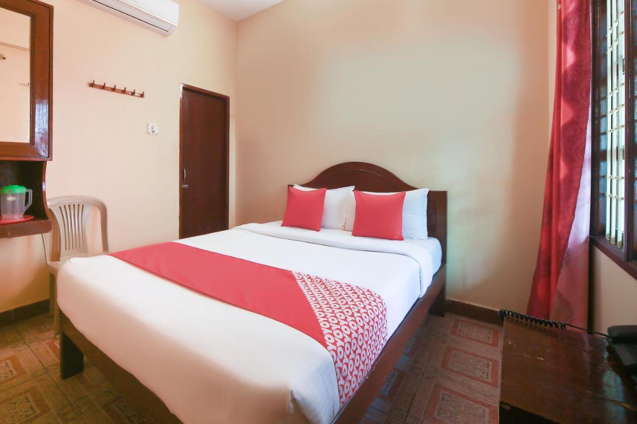 Oyo 23098 Ushama Heritage Guest House 蓬蒂切里 外观 照片