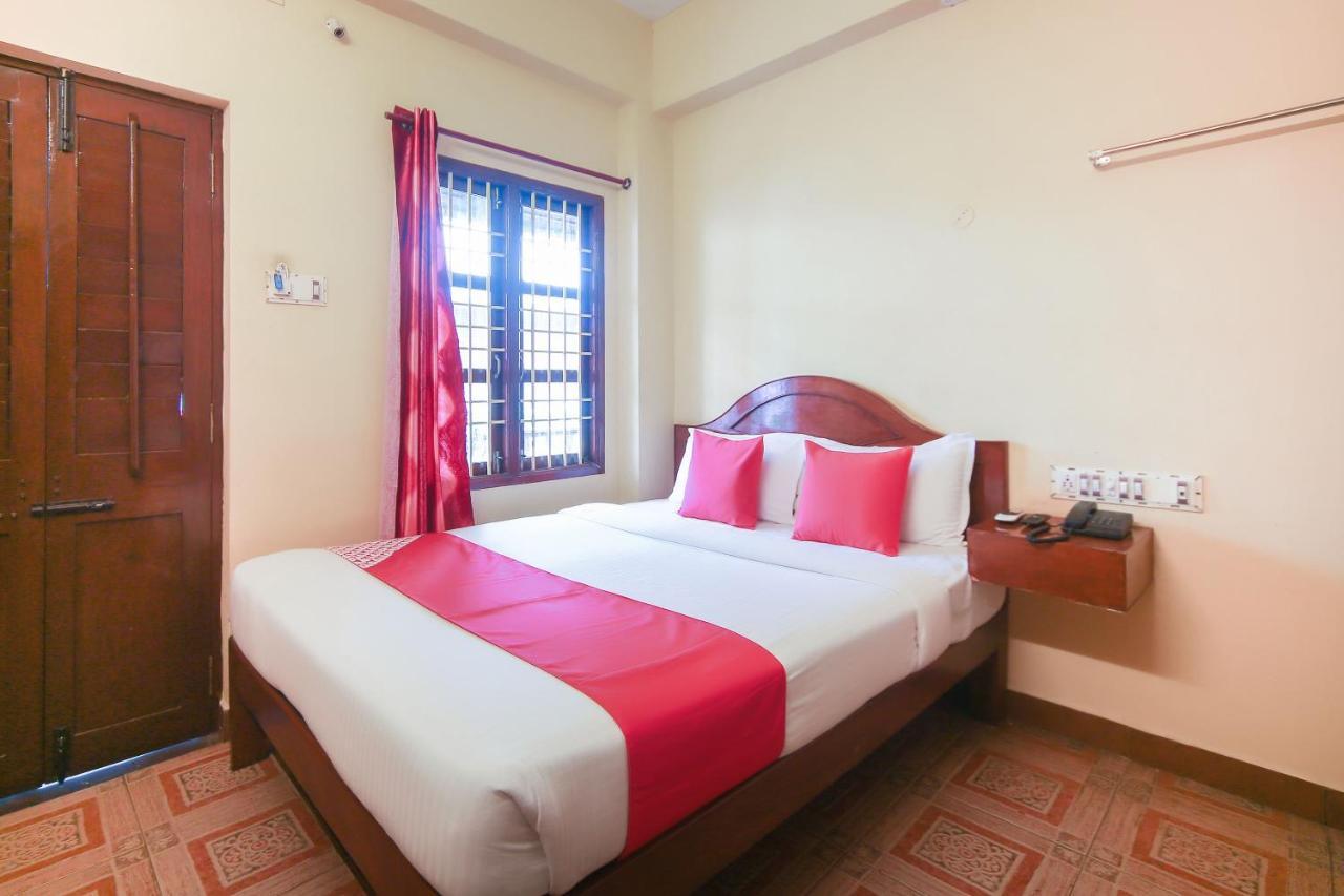 Oyo 23098 Ushama Heritage Guest House 蓬蒂切里 外观 照片