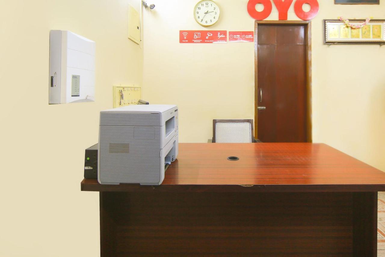 Oyo 23098 Ushama Heritage Guest House 蓬蒂切里 外观 照片