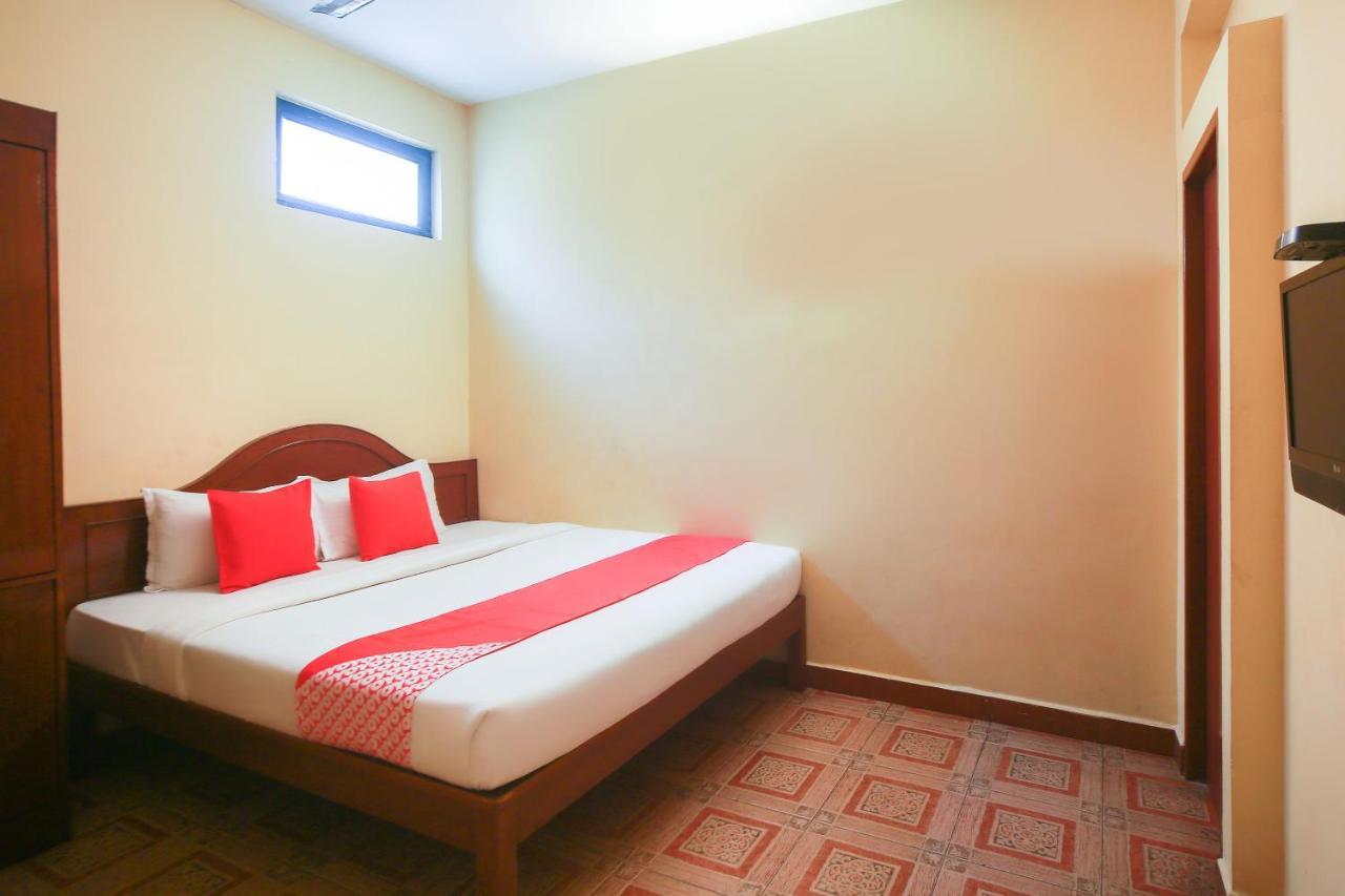 Oyo 23098 Ushama Heritage Guest House 蓬蒂切里 外观 照片