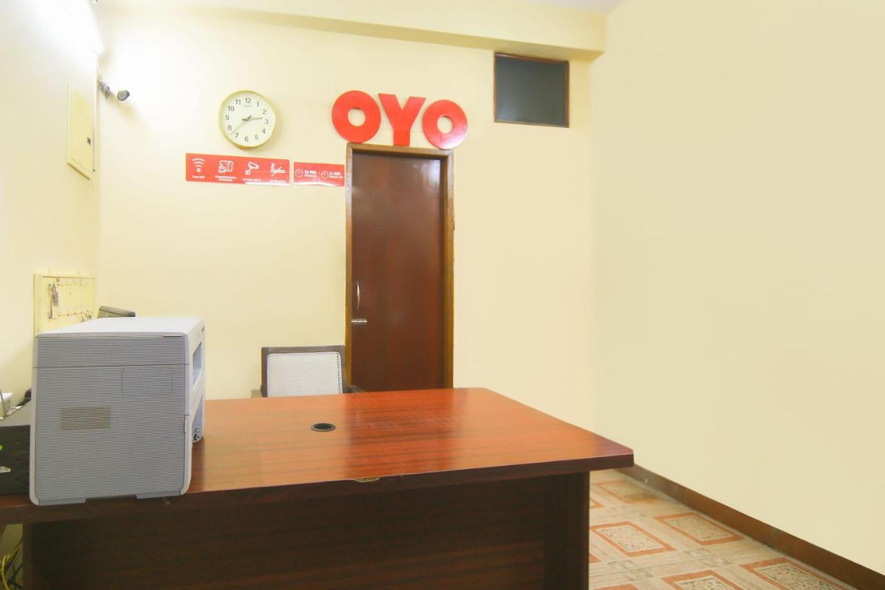 Oyo 23098 Ushama Heritage Guest House 蓬蒂切里 外观 照片